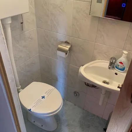 Jurin House 公寓 普利莫顿